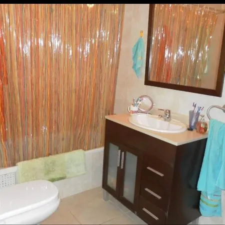 Con Terraza Y Acceso Directo A La Piscina Y A 50 M De La Playa Apartment *