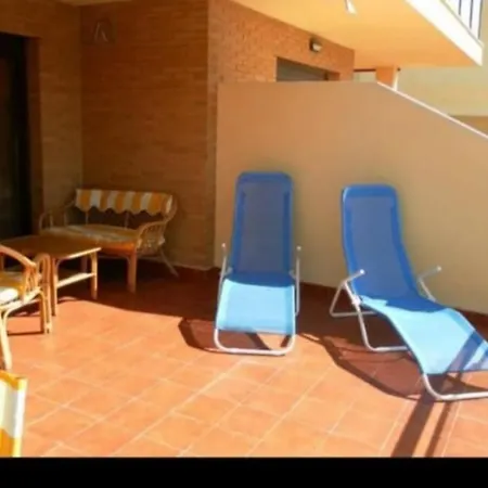 Con Terraza Y Acceso Directo A La Piscina Y A 50 M De La Playa
